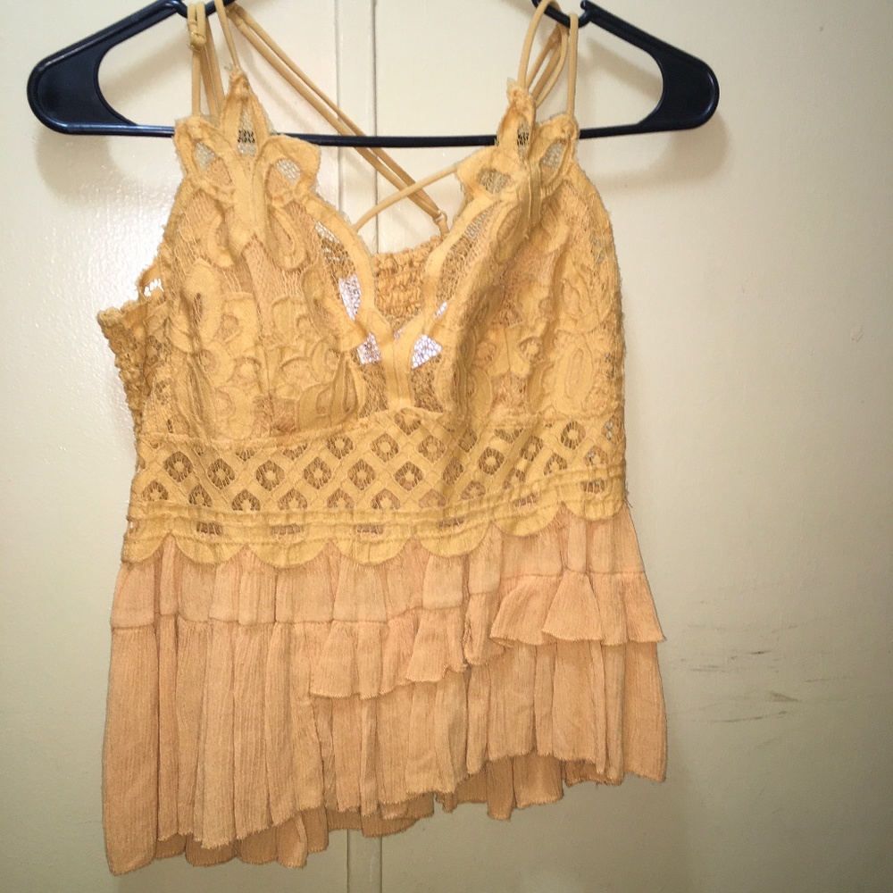 Size XL Color orange/yellow